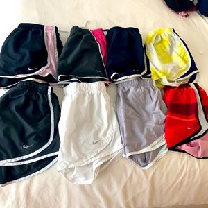 NIKE SHORTS
